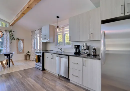 Maison à vendre - 6235 Rue Notre-Dame, Saguenay, G7N 1P7