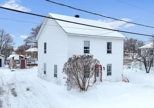 House for sale - 54 Rue Louis-Ross, Sainte-Luce-sur-Mer, G0K 1P0