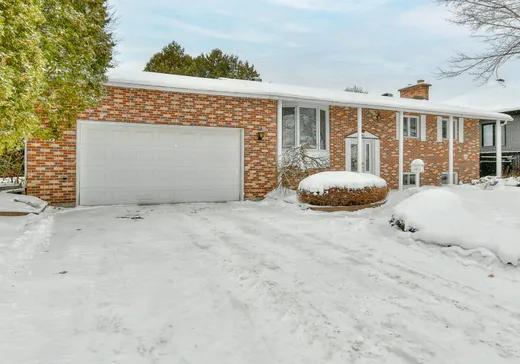 Two or more stories for sale - 560 Rue Judd, Saint-Eustache, J7R4N8