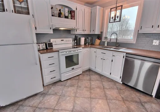 Maison à vendre - 905 Rue Labbé, St-Ferdinand, G0N 1N0