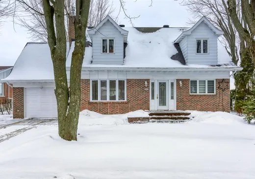 Two or more stories for sale - 3540 Rue Notre-Dame E., Trois-Rivières, G8V1Z2