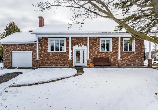 Bungalow for sale - 341 Av. Fleury, Louiseville, J5V2N6