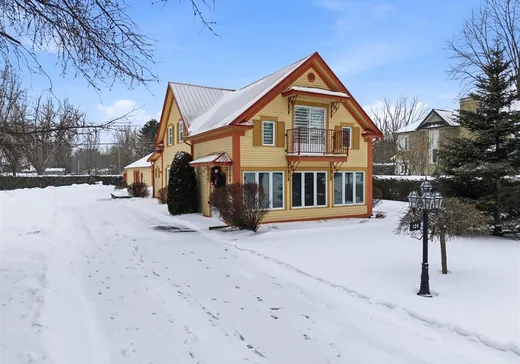 Un étage et demi à vendre - 120 Rg de l'Ile-St-Jean, St-Francois-Du-Lac, J0G1M0