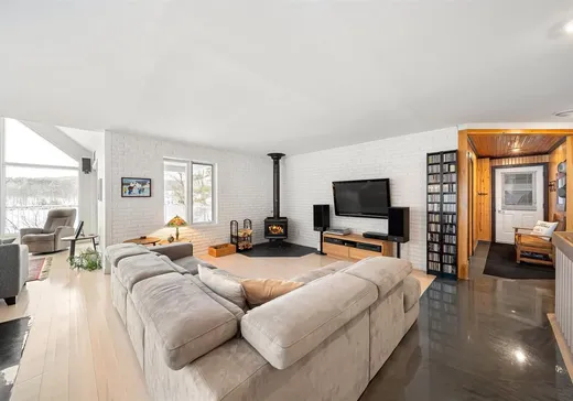 Maison à vendre - 101 6e Avenue du Lac-Croche Sud, Ste-Thecle, G0X 3G0