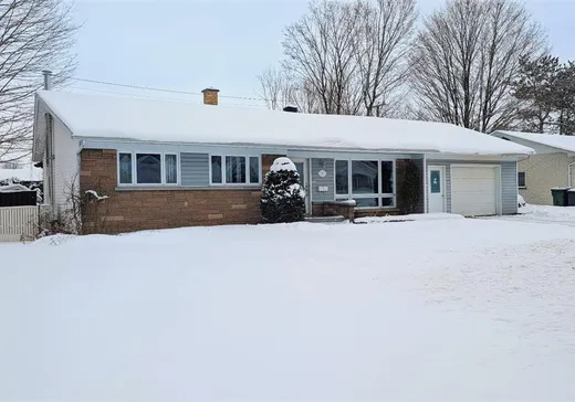 Maison à vendre - 9 Rue Plourde, Victoriaville, G6P 5R2