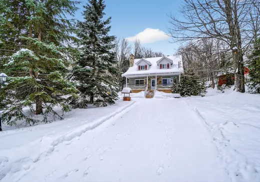 Maison à vendre - 1530 Rue Deroy, Saint-Calixte, J0K 1Z0