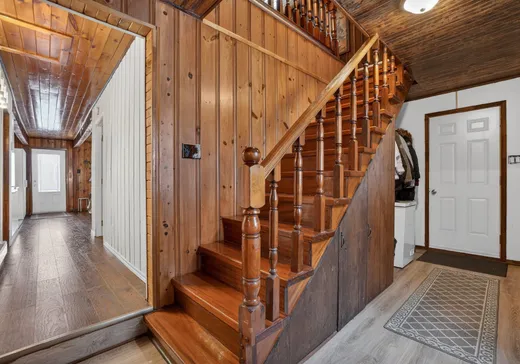 Maison à vendre - 1530 Rue Deroy, Saint-Calixte, J0K 1Z0