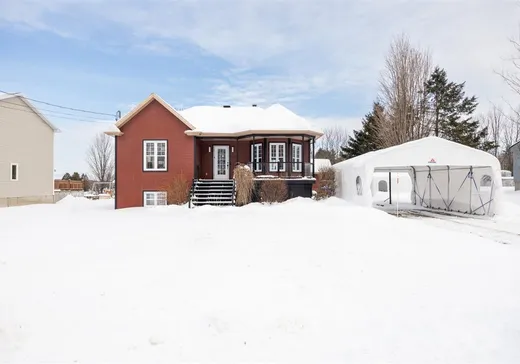 Maison à vendre - 63 Rue de la Forêt, St-Apollinaire, G0S 2E0