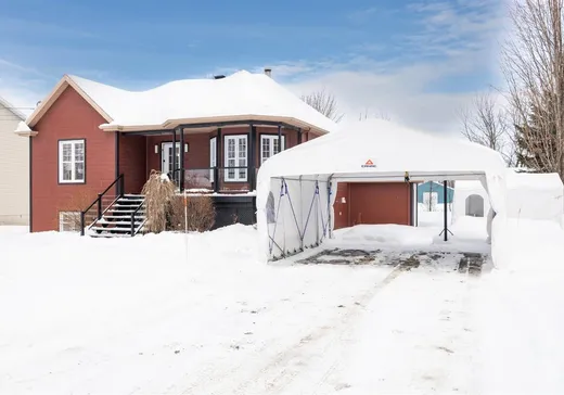 Maison à vendre - 63 Rue de la Forêt, St-Apollinaire, G0S 2E0
