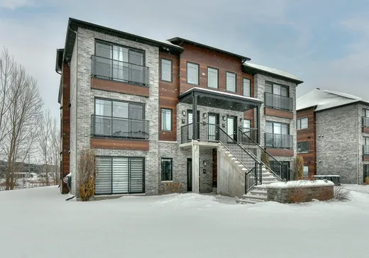 Condo à vendre - 354 Rue du Ruisseau, Sainte-Marthe-sur-le-Lac, J0N 1P0
