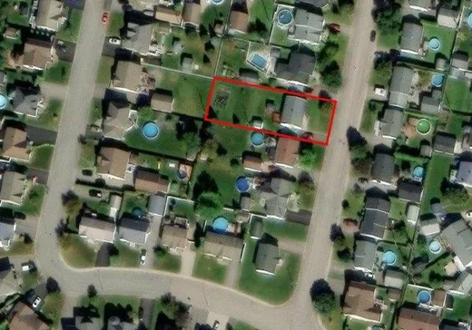 House for sale - 4250 Rue Le Gardeur, Jonquière, G8A 2K6