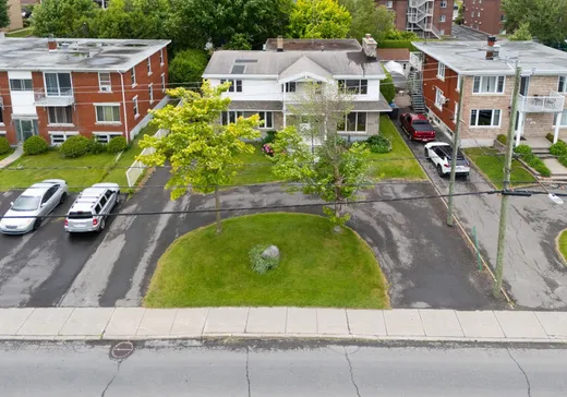 Maison à vendre - 888 Rue Champlain, Saint-Jean-sur-Richelieu, J3A 1B9