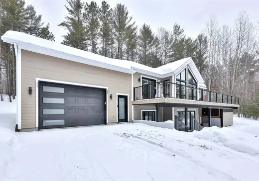 Bungalow for sale - 22 Rue des Hydrangées, ND-Du-Laus, J0X2M0