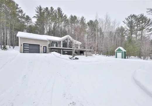 Maison à vendre - 22 Rue des Hydrangées, ND-Du-Laus, J0X 2M0