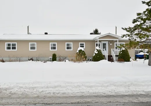 Maison à vendre - 1780 Rue du Moulin, Sainte-Madeleine, J0H 1S0