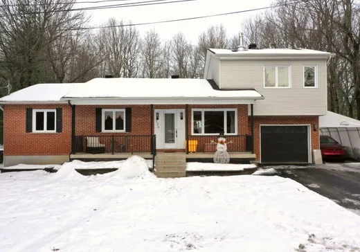 Two or more stories for sale - 524 Rue de Condora, Saint-Lazare, J7T2B4