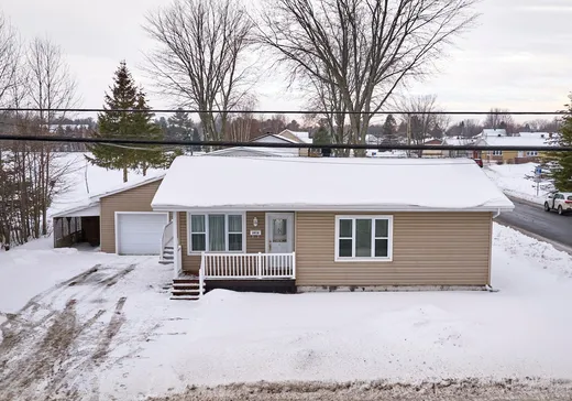 House for sale - 2910 Boul. Thibeau, St-Louis-De-France, G8T 1G2