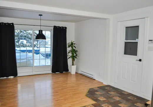 Maison à vendre - 47 Côte du Moulin, Port-Cartier, G5B 1T7