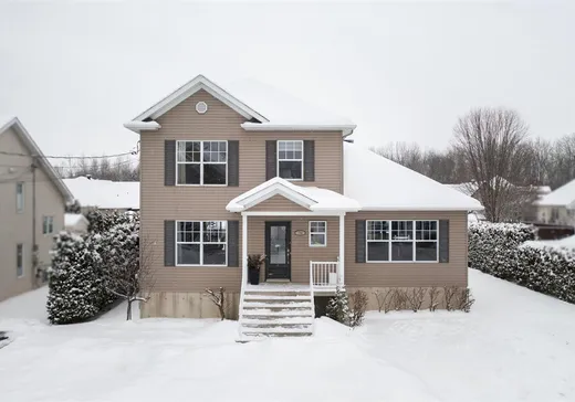 Maison à vendre - 755 Rue des Huarts, Drummondville, J2C 8R8