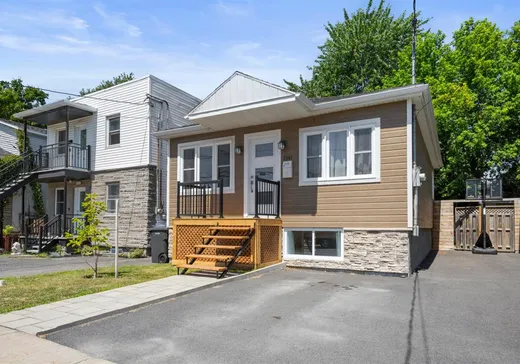 House for sale - 2141 Rue St-Thomas (Longueuil), Longueuil, J4J 3R7
