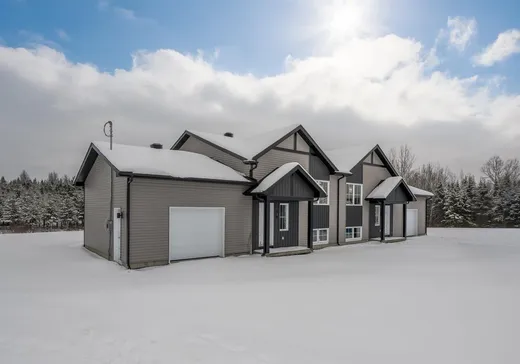 Maison à vendre - 19 Rue St-Pierre, East Angus, J0B 1R0