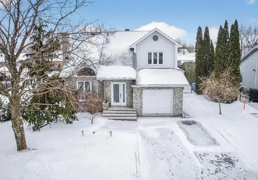 Maison à étages à vendre - 509 Rue St-Lambert, Salaberry-de-Valleyfield, J6T6K7