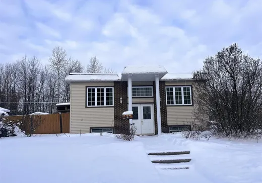 Bungalow for sale - 2909 Rue Dany, Sainte-Marthe-sur-le-Lac, J0N1P0