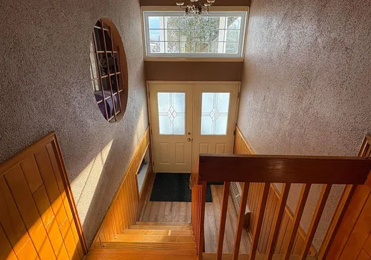 House for sale - 2909 Rue Dany, Sainte-Marthe-sur-le-Lac, J0N 1P0