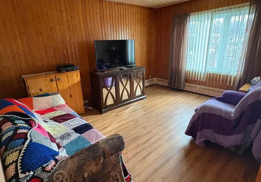 House for sale - 2909 Rue Dany, Sainte-Marthe-sur-le-Lac, J0N 1P0