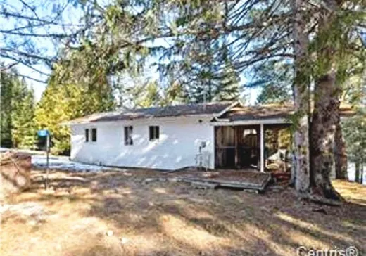 Two or more stories for sale - 120 Ch. Renaud, Val-des-Bois, J0X3C0