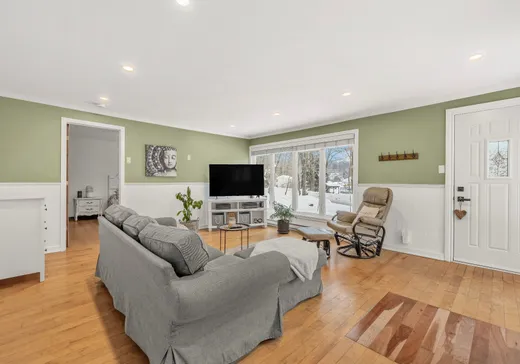 Maison à vendre - 16 Rue Laberge, St-Hippolyte, J8A 1J9