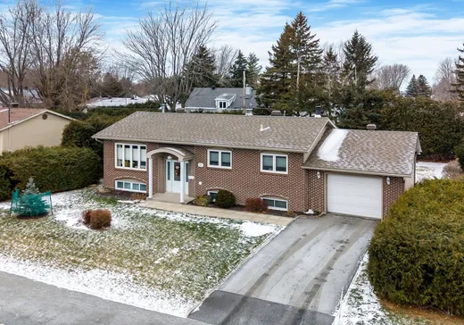 Maison à étages à vendre - 784 Rue Dupré, Beloeil, J3G3Z6