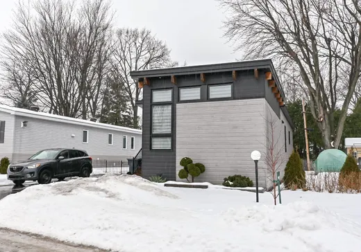 House for sale - 574 26e avenue du Domaine, Sainte-Marthe-sur-le-Lac, J0N 1P0