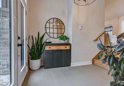 Maison à vendre - 63 12e Avenue, St-Hippolyte, J8A 1E3