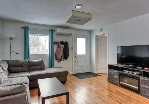 Maison à vendre - 3291 Ch. du Tour-du-Lac, Shawinigan, G0X 1L0