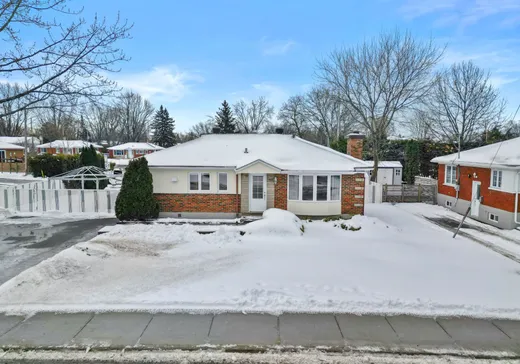 House for sale - 143 Rue André-Chénier, Laval (Sainte-Rose), H7L 2S4