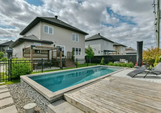 House for sale - 3152 Rue du Gamay, Sainte-Marthe-sur-le-Lac, J0N 1P0