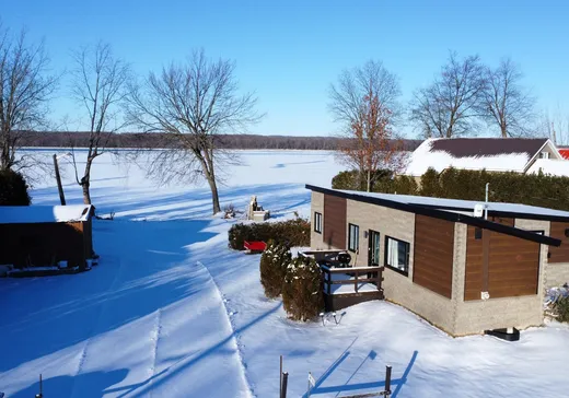 Maison à vendre - 145 Ch. de la Baie-Quesnel, Rigaud, J0P 1P0