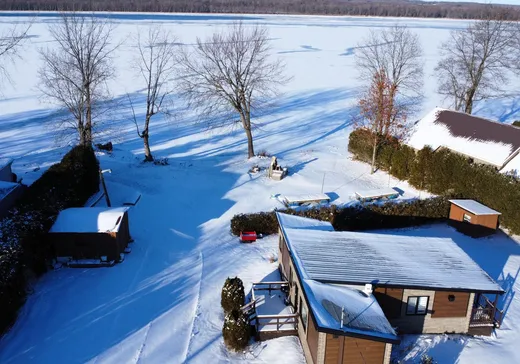 Maison à vendre - 145 Ch. de la Baie-Quesnel, Rigaud, J0P 1P0