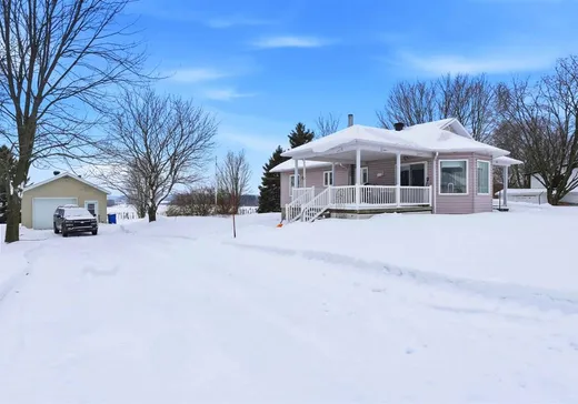 Maison à vendre - 496 Rg Prairie-Grillée, St-Apollinaire, G0S 2E0