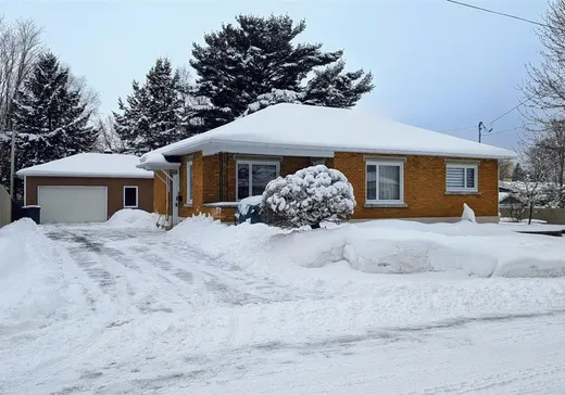 Bungalow for sale - 1707 Av. Mercure, Plessisville, G6L2A5