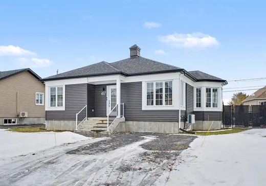 Bungalow for sale - 417 Av. McNaughton, Hemmingford, J0L1H0