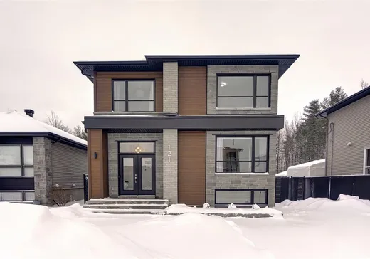 Maison à étages à vendre - 121 Rue St-Exupéry, Lachute, J8H0K2