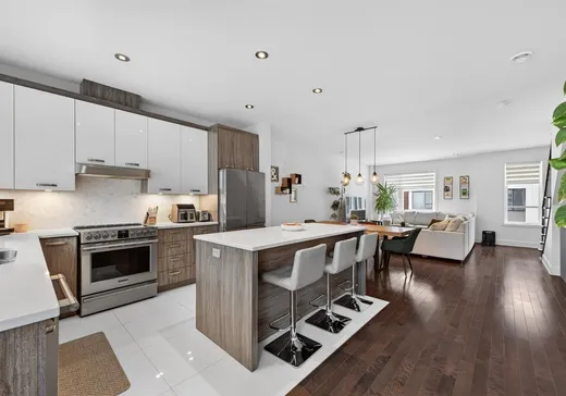 Maison à vendre - 18024 Rue de Chenonceau, Mirabel, J7J 0S2