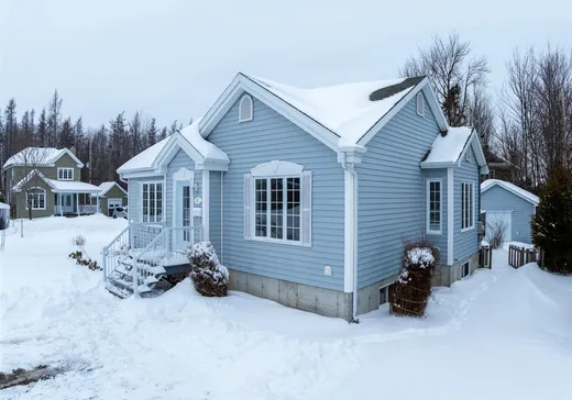 Maison à vendre - 42 Rue Laberge, Lévis, G6J 2C3