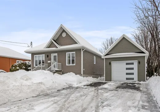 Maison à vendre - 201 Rue Lafortune, Château-Richer, G0A 1N0