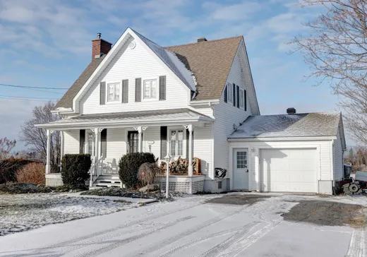 Two or more stories for sale - 217 Ch. des Patriotes, Saint-Charles-sur-Richelieu, J0H2G0