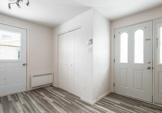 Maison à vendre - 583 Rue Principale, Sainte-Hélène-de-Bagot, J0H 1M0