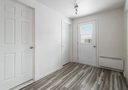 Maison à vendre - 583 Rue Principale, Sainte-Hélène-de-Bagot, J0H 1M0