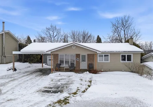 Bungalow for sale - 900 Rue Langevin, Sherbrooke, J1E1N1